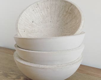 Round concrete Bowl