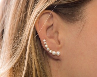 Graduated Cultured Freshwater Pearl Ear Climbers