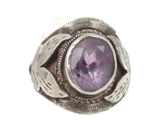 Amethyst and Sterling Ring Leaf Detail Size 7 Vintage