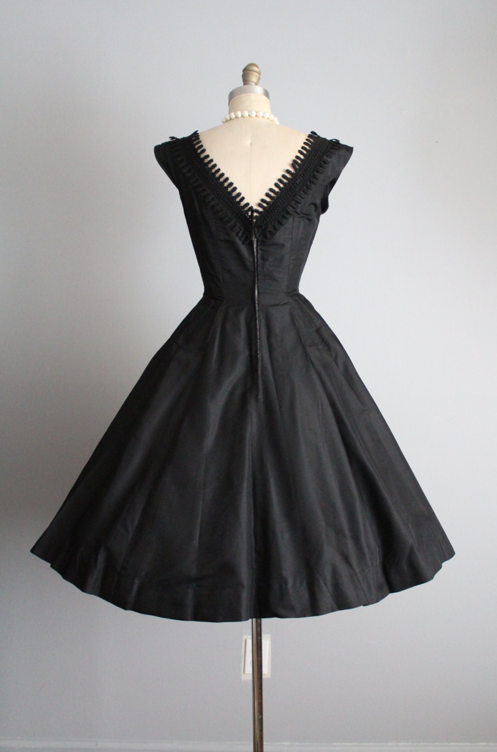 A Vintage 1950's Suzy Perette Black Cocktail Dress – Classics.Life