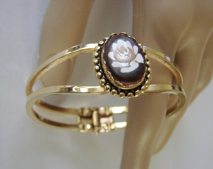 Retro Hand Painted Floral Goldtone Clamper Bangle Bracelet Vintage Jewelry Jewellery