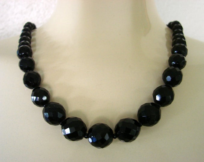 Classic Antique Black Faceted Glass Graduated Bead Necklace / Vintage Jewelry / Jewellery