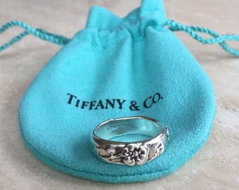 Beautiful and Rare TIFFANY & CO 925 (Sterling Silver) Nature Rose Ring Weight is 5.6 grams and Size 5.75