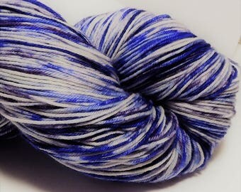 SW Merino, Cashmere, Nylon MCN 80-10-10 100g 350m 382yd purple variegated