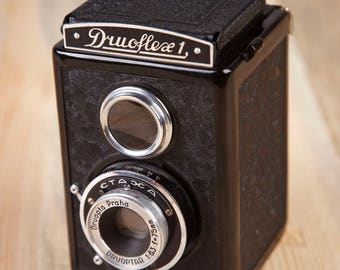 Vintage TLR Camera Druoflex 1. Working Film Camera. 120mm film Camera.