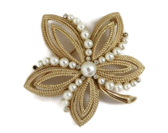 Trifari Flower Brooch, Vintage Gold Tone Faux Pearl Pin, Five Leaf Signed Trifari Jewelry