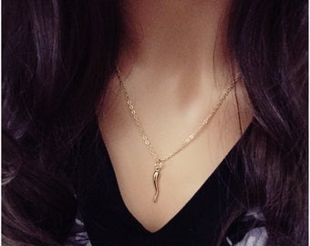 Gold Italian Horn Necklace - Evil Eye Protection Amulet - Italian Cornicello Necklace - Italian Horn Amulet - Superstition Good Luck Jewelry