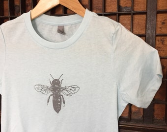 Women's Graphic Tee, Block Printed T-Shirt, Women's Bee Tee, Hand Printed T-Shirt, Bee Design