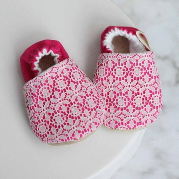 Pink and Lace Baby Shoes Lace Baby Shoes White Baby Shoes Hot