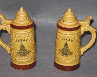Vintage Texas Shakers, Stein Shakers, Home Decor, Table Decor, Collectibles, Souvenir Shakers, Texas Souvenir, Salt And Pepper Shakers