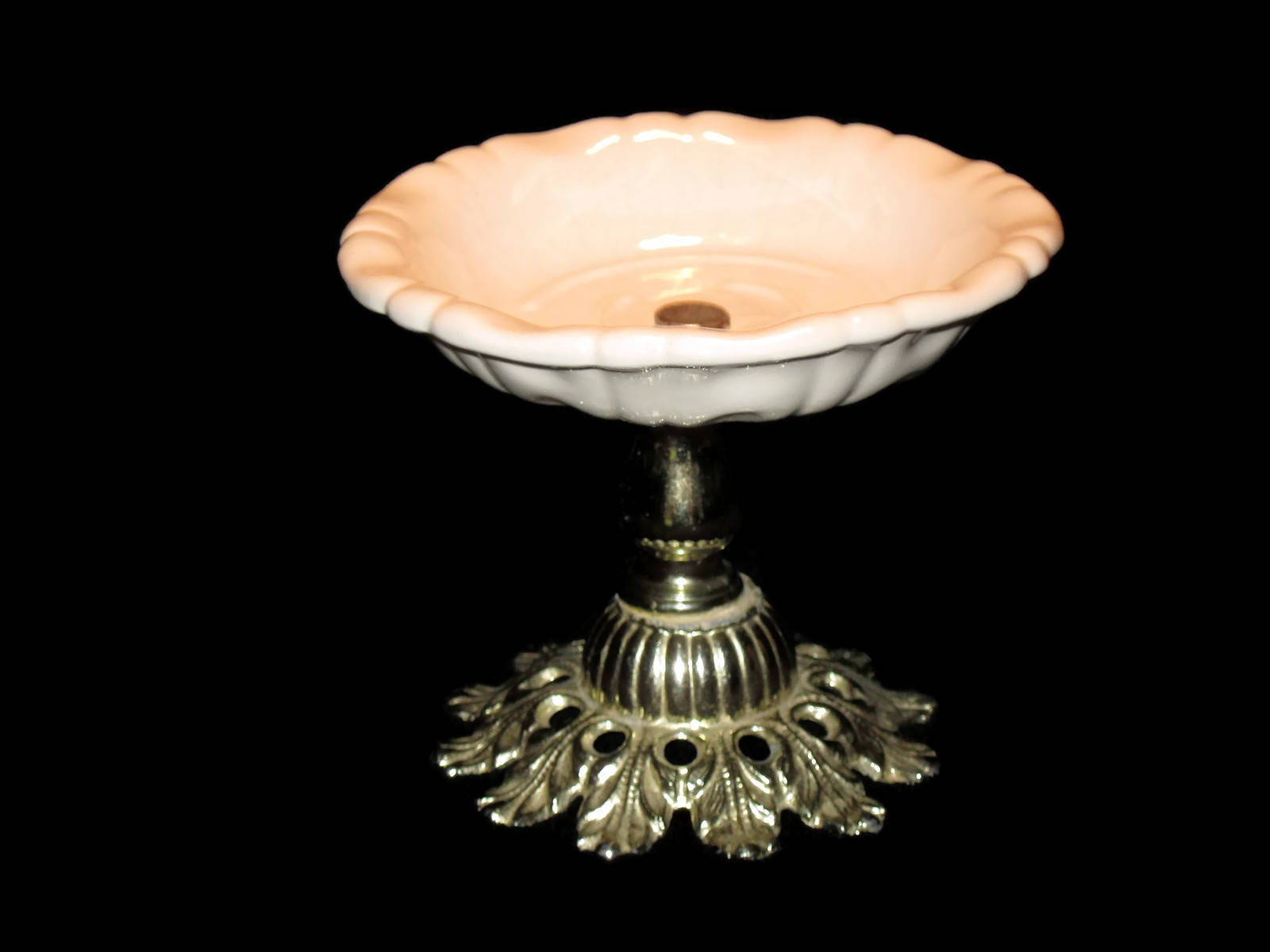 Vintage Soap Dish Milk Glass Pot Metal Soap Dish Vintage