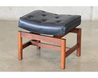 Pair of Jens Risom 666 Side Chairs for Knoll with New