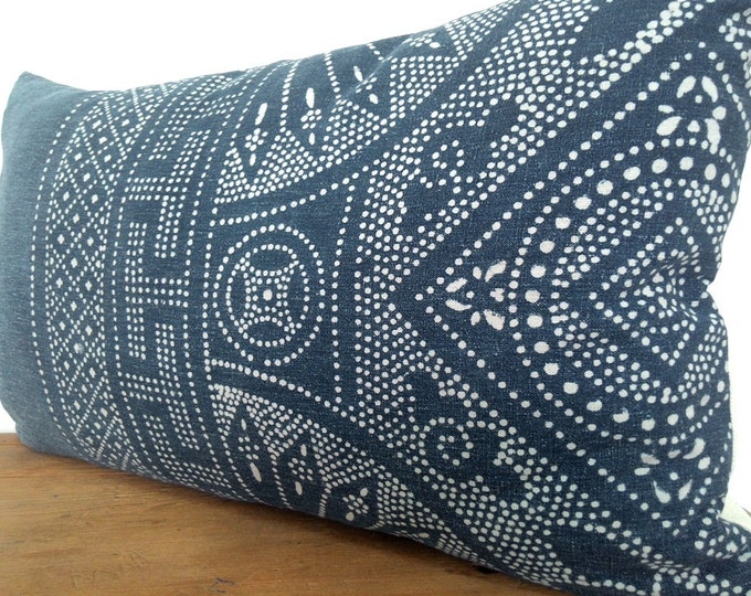 14"x 24" Vintage Chinese Indigo Batik Pillow Cover, HMONG Batik Indigo Pillow Case, Boho Throw Pillow, Ethnic Costume Textile Cushion Cover
