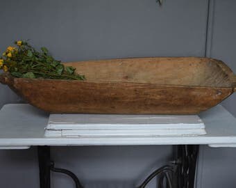 Antique primitive wooden dough bowl - Antique natural wood - Hand carved - Country cottage chic - Rustic home decor.