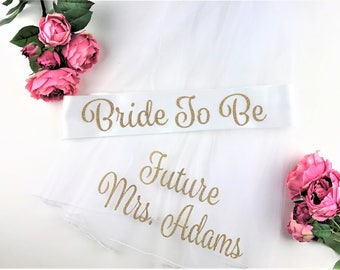 Glitter Bride To Be Sash and Veil, Bride to Be Veil, Future Mrs Veil, Bachelorette Party Veil, Personalized Veil, BRIDE TO BE Style S