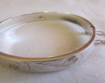 Engraved Sterling Silver Hinged Bangle Bracelet