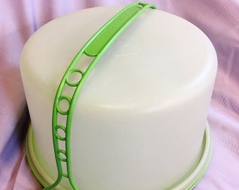 Vintage Tupperware Large Round Plastic Cake Carrier Container Handled Box Unbreakable Air Tight Storage Lime Green & Clear Servalier Caddy