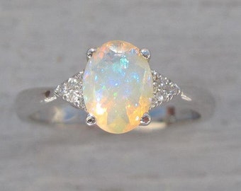Opal Engagement Ring, Antique Style Engagement Opal Ring, Vintage Opal Ring, Bridel Gold Ring, Opal Gold Ring, Engagement Ring With Opal