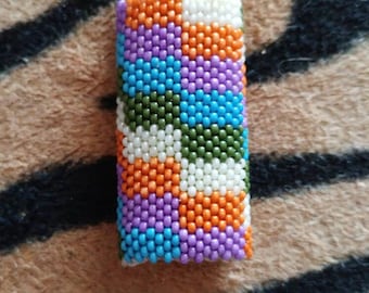 Beaded lighter case