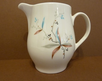 Syracuse, Creamer, Made in USA, Carefree True China, Finesse Pattern