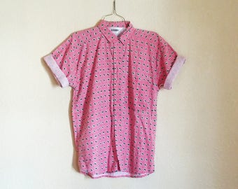 FLASH SALE! // 70s Floral Paisley Button Up