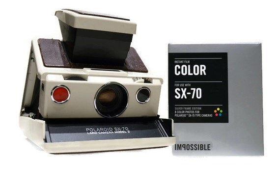 Polaroid SX-70 Model 2 Instant Film Camera With Film Tested