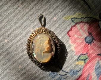 Antique Handcarved Shell Cameo Pendant