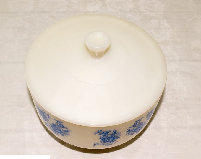 Vintage Milk Glass Bowl w/ Lid -1.5 Qt Federal Glass Heat Proof | Cornflower Pattern