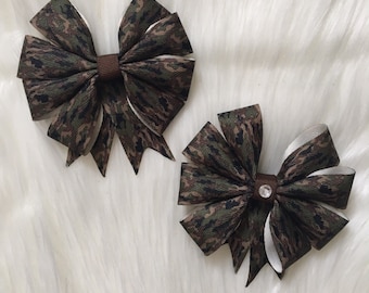 Camouflage bow/ hair barrette/ camo hair bow/ girls hair barrette