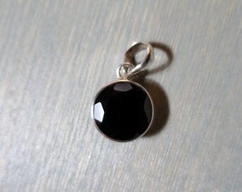 Black Onyx Faceted pendant in Sterling Silver