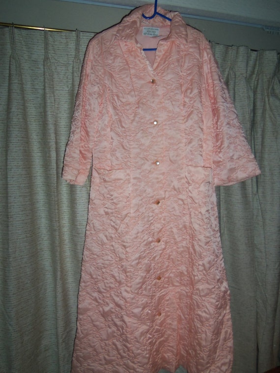 Vintage Peach Sears Best Quilted Long Robe House Coat Size 16