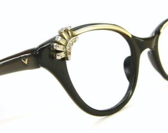 Vintage 40s Black Cat Eye Frame Mid Century Retro Eyeglasses or Sunglasses