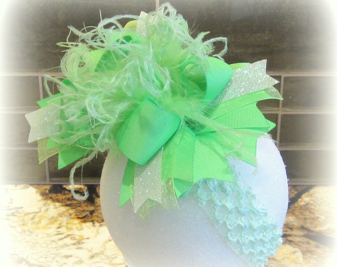 Mint Green hair bow, Over the Top Bow, OTT Bows, Baby Headband, Mint Bow, Green OTT Bow, Girls Hairbow, Boutique Bow, Large Hairbow, Big bow