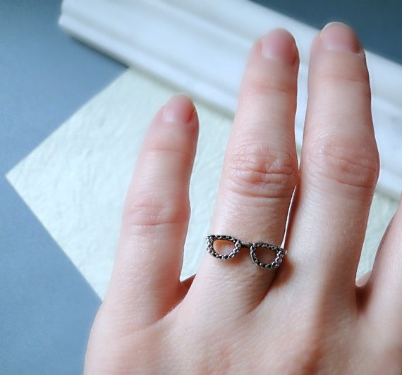 Glasses ring silver ring geeky jewelry gift for book worm