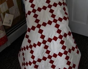 FREE SHIPPING UNTIL Nov 30, Traditional Irish Chain, Barn Red, Hand Quilted, Lap Quilt, Baby Quilt