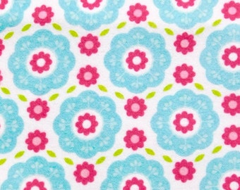 Flannel fabric from Riley Blake 100% cotton Premium Quality designer Snuggle flannel Fabric for general sewing projects.