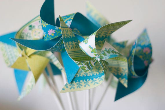 Under the sea, Under the sea party, mermaid party, mermaid birthday, mermaid decorations, mermaid party decor, mermaid theme, ocean party Il_570xn