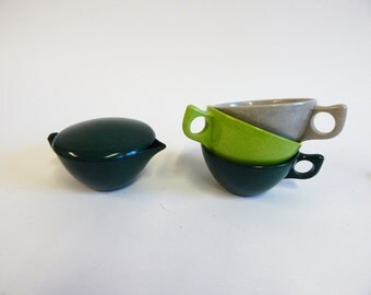 4 Pieces Modernist Colorflyte Branchell Melmac - 3 Cups and 1 Creamer