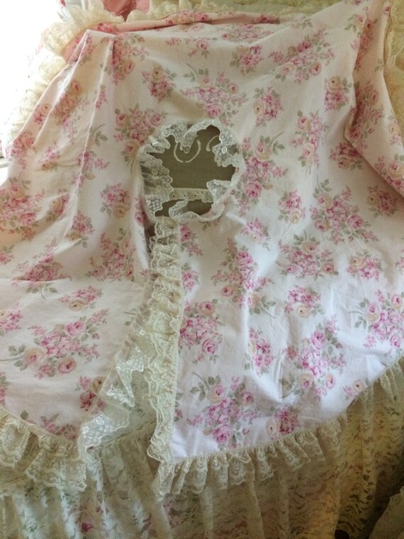 handmade simply shabby chic fabric ruffled lace tree skirt handmade simply shabby chic fabric ruffled lace tree skirt