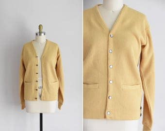 1960s Moving Sunrise cardigan / vintage 60s knit sweater / vintage McBrian knit cardigan