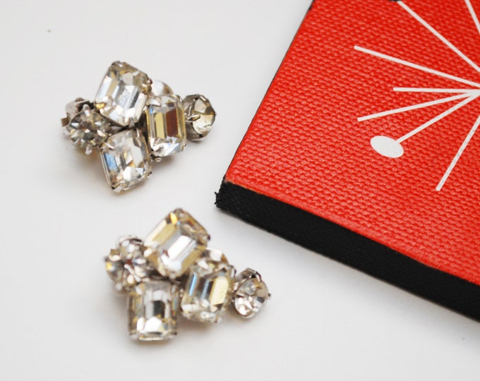Rhinestone clip on earrings - Clear crystal - Wedding Bride - Prom Bling