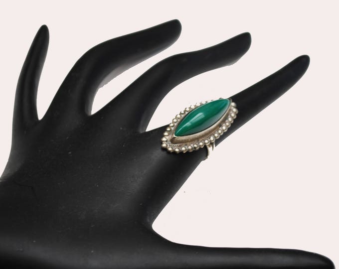 Carved Green Onyx ring - size 5 - Signed Silver Mexico