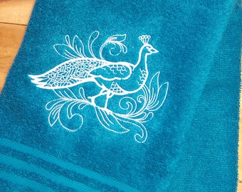 PEACOCK Towels ~ Embroidered Bird Hand towels~ peacock Bath towels ~ towel sets ~ Personalized Towel~ Choose Your Colors