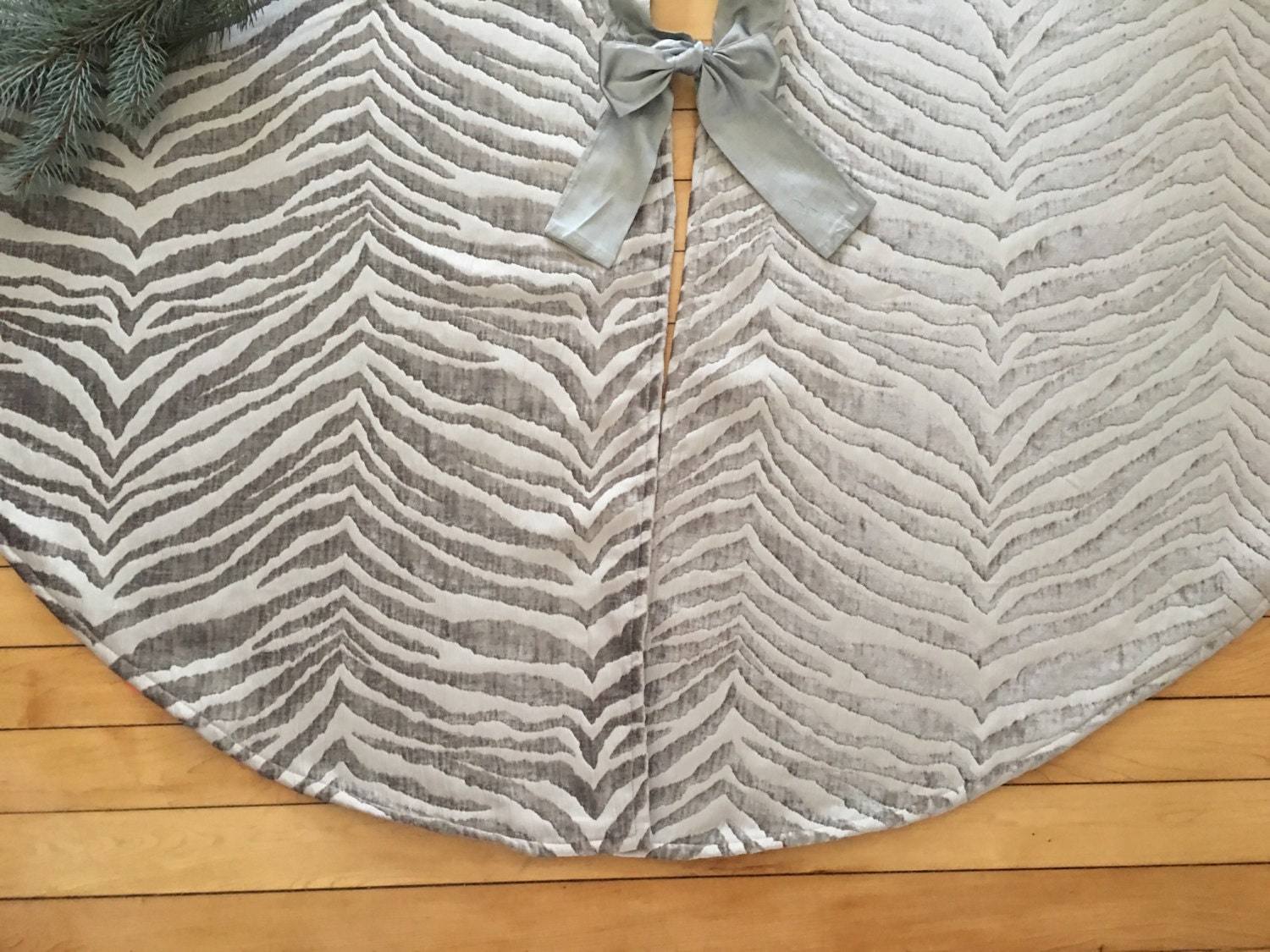christmas tree skirt modern tree skirt chenille tree skirt christmas tree skirt modern tree skirt chenille tree skirt