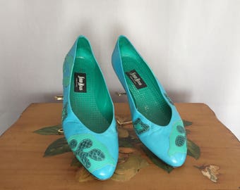Blue Leather Shoes Vintage Neiman Marcus Made in Italy Green Seamfoam Turquoise Teal Reptile Pumps size 37 1/2