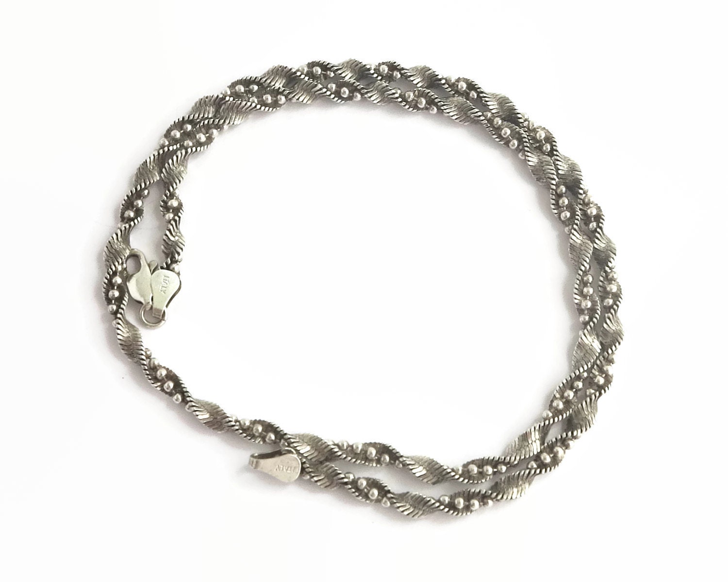 Sterling silver twisted chain with 2 different types of