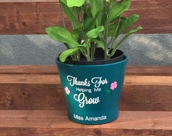 Thanks For Helping Me Grow Flower Pot, Teachers Gift, Great for Teacher Appreciation Gift. First Day of School. Back to School Gift.