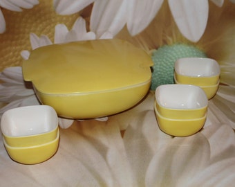 Vintage Harvest Yellow Pyrex Large Square Hostess Set with Six Square Bowls