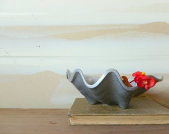 Vintage Pewtarex Clam Shell / Succulent Planter / Metal Catch All / Seashell Planter