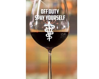 Vet Tech Graduation Gift~ Veternarian~ Gift for Vet Tech~ Gift for Veternarian~ Etched Wine Glasses~ Engraved Wine Glasses~ Stemless Wine